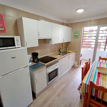 Dulos House Pool And Free Wifi Apartment
